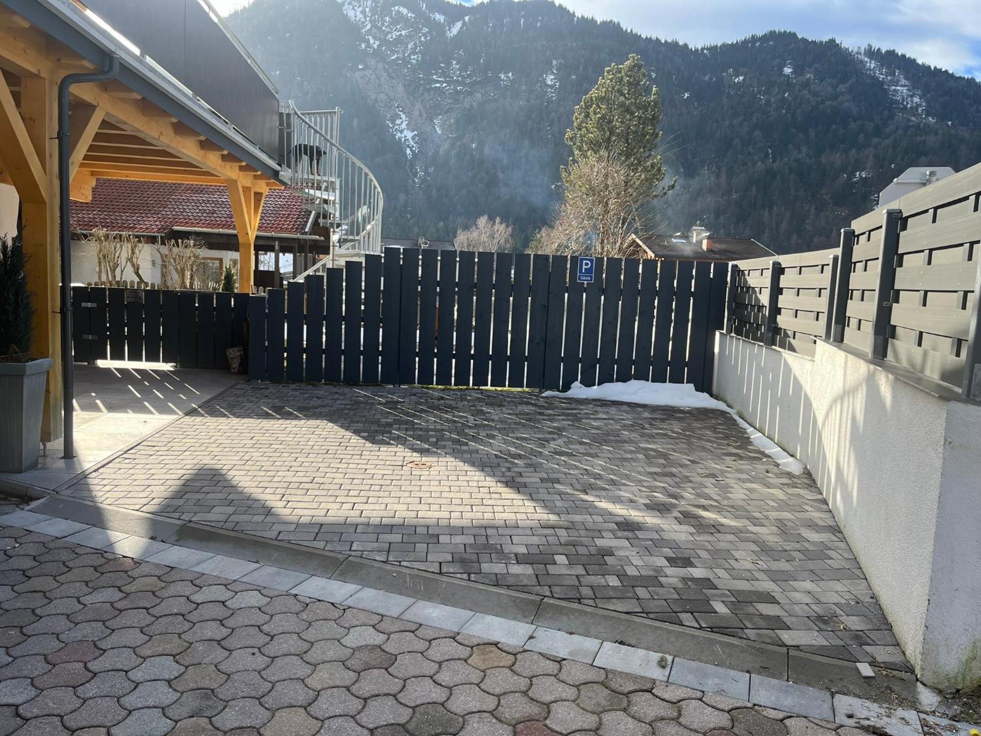 Haus Rabensteiner Apartamento Scharnitz Exterior foto